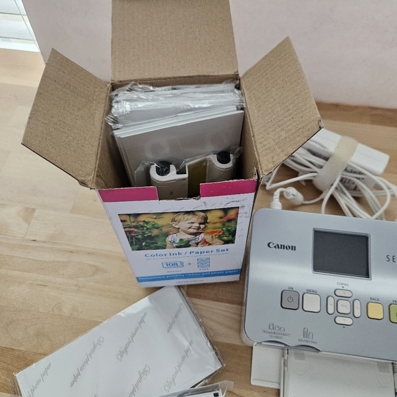 Canon Selphy CP780 Silver Lightweight Portable Digital Compact Photo Printer - Picture 6 of 9